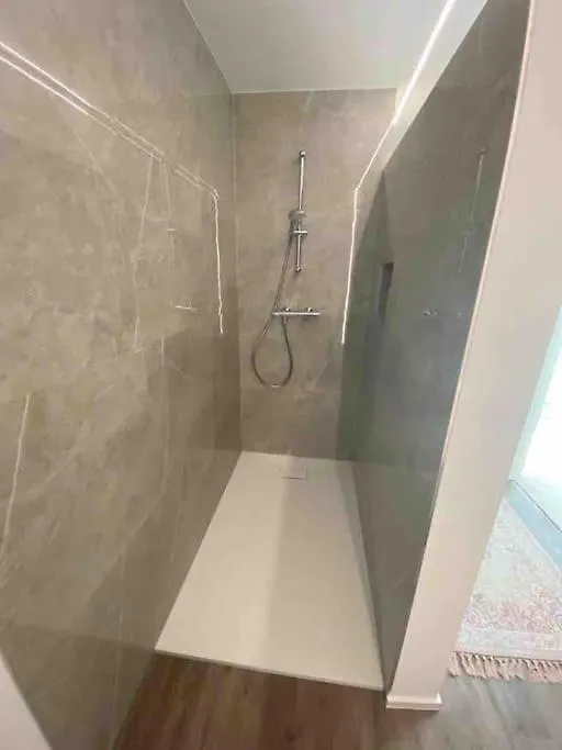 Apartment Grosszuegige Design Wohnung 110Qm Max 6 Personen Bergrheinfeld