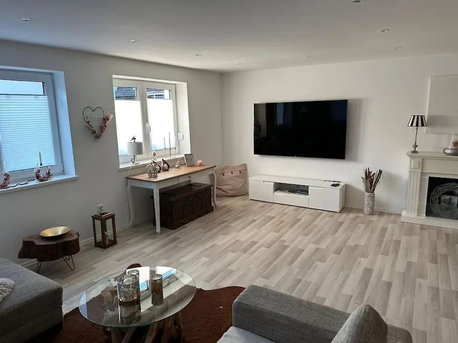 Apartment Grosszuegige Design Wohnung 110Qm Max 6 Personen Bergrheinfeld